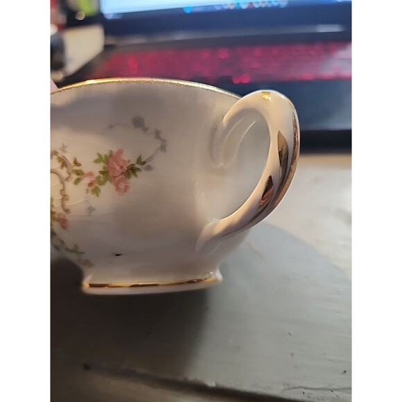 Vintage Pope-Gosser China Tea Cup – Floral Gold Trim – Elegant Collectible - Picture 1 of 10